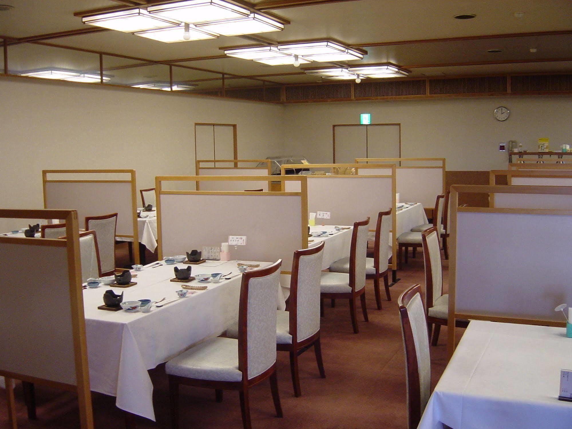 Hotel Hana Isawa Fuefuki Exterior foto
