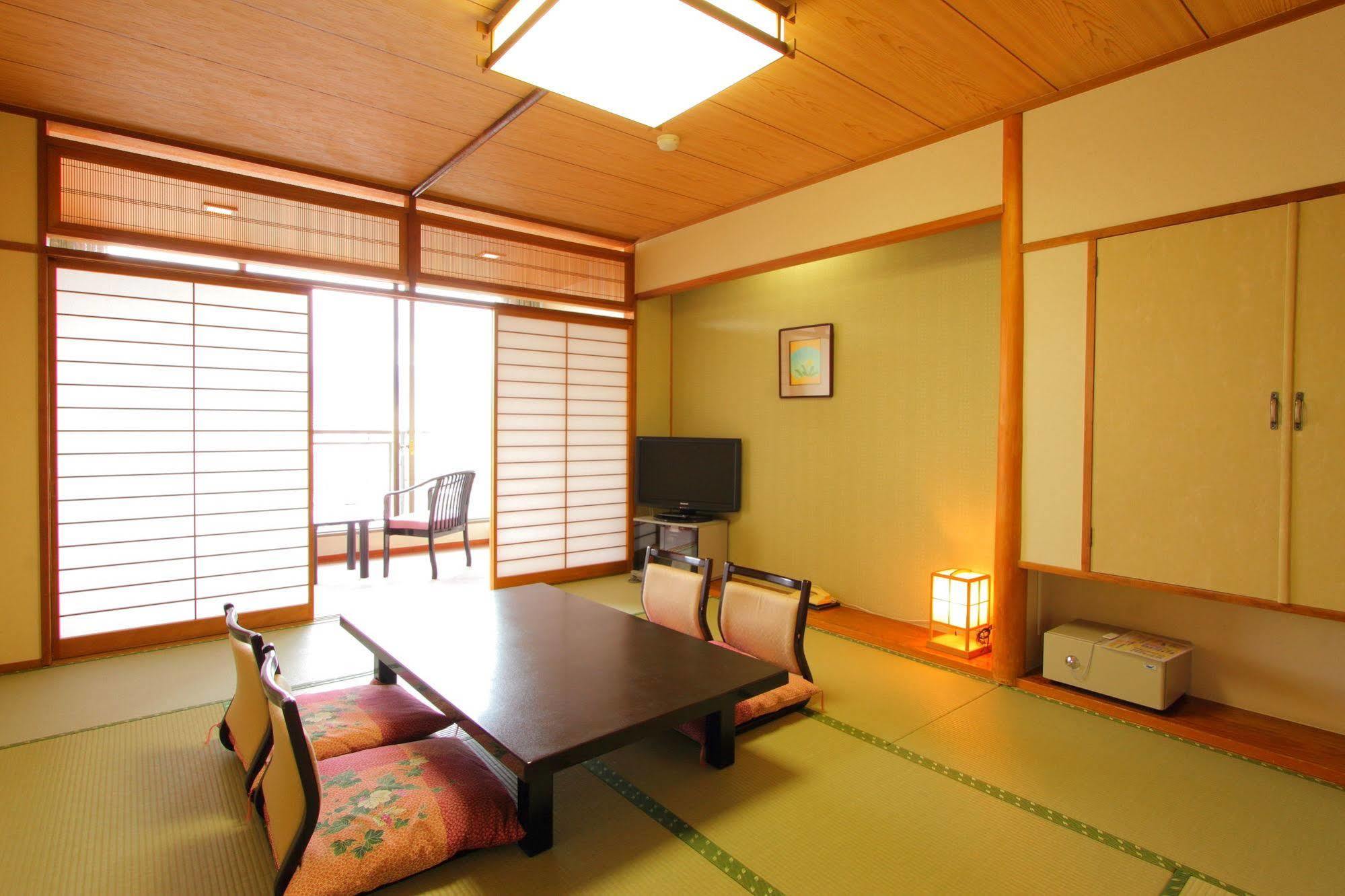 Hotel Hana Isawa Fuefuki Exterior foto